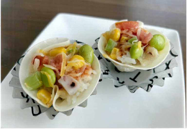 受賞メニュー「パリッとカラフルピザ」