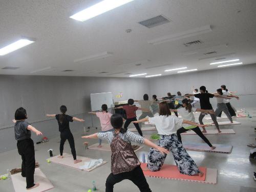 ヨガ教室の様子