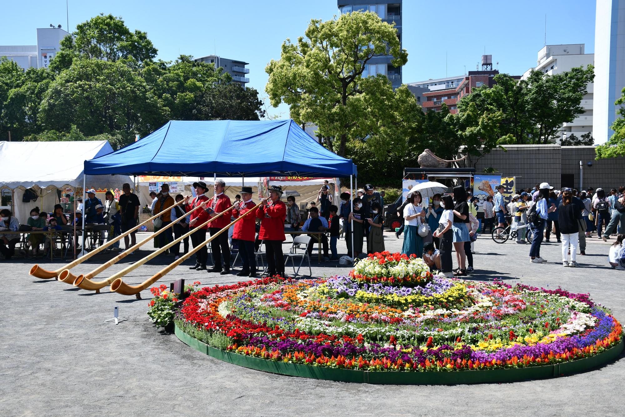 厚木中央公園で開催された緑のまつりの様子