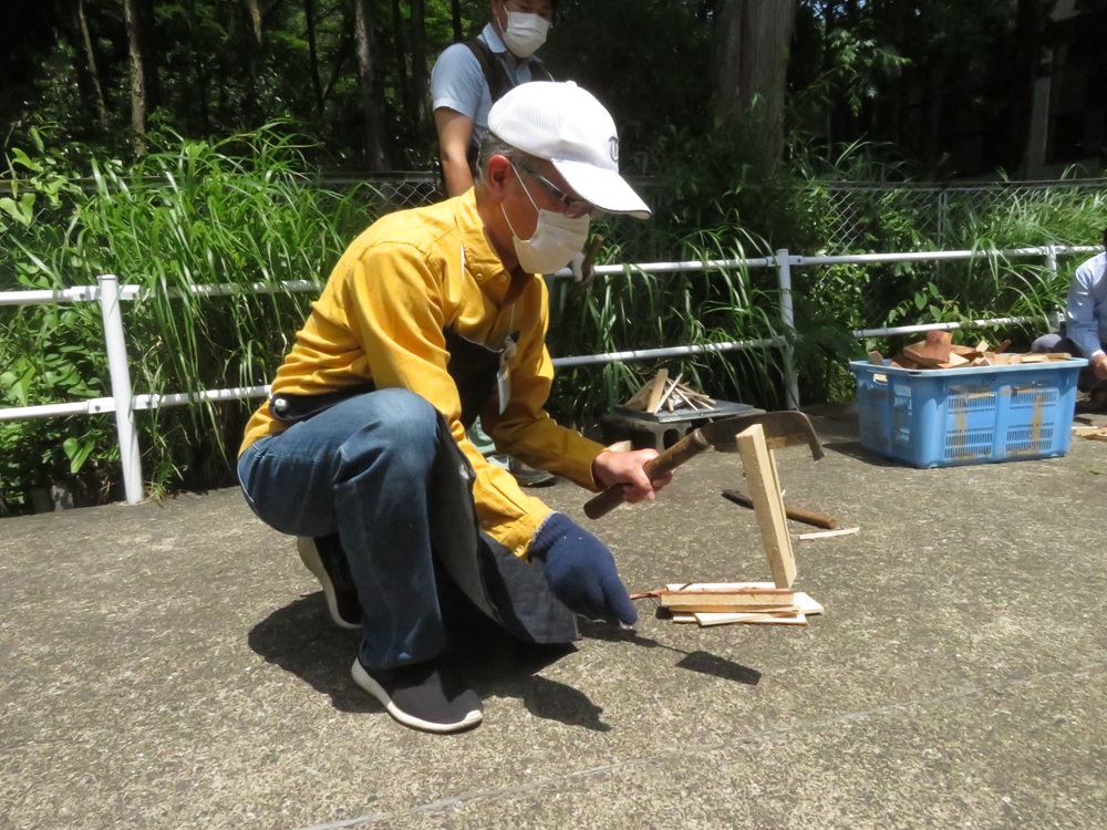 マキ割