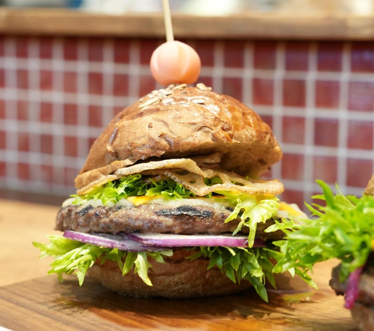ジビエの盛升・りんごソースバーガー