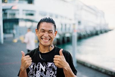 大道芸人ちんねん
