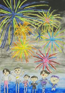 空一面に打ちあがる青、赤、黄、オレンジ色の花火を見上げる、5人の男女とあゆコロちゃんが描かれている絵