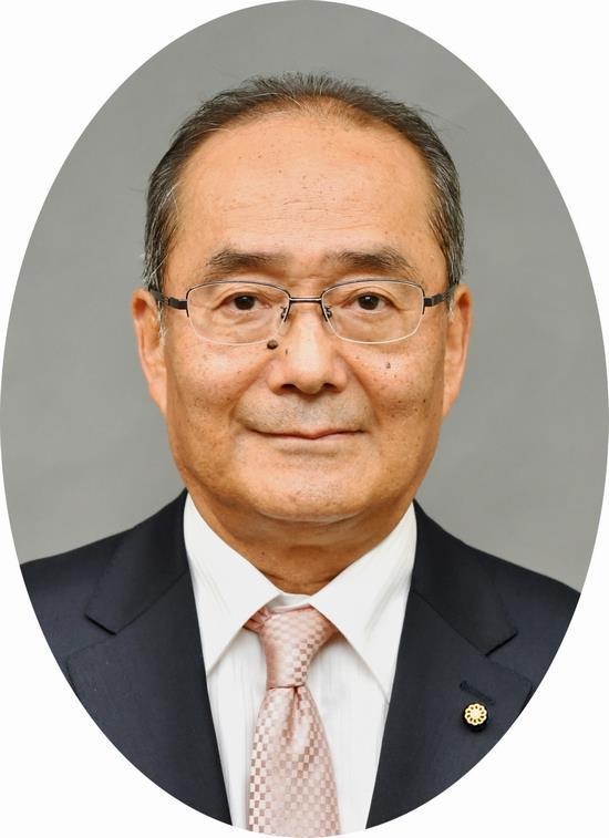 杉山繁雄教育長職務代理者の写真